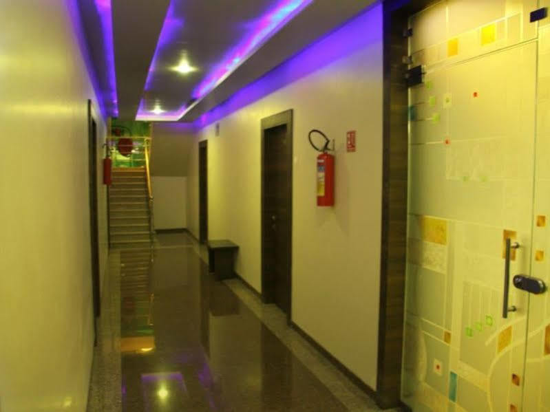 赛丽景酒店 达曼 外观 照片